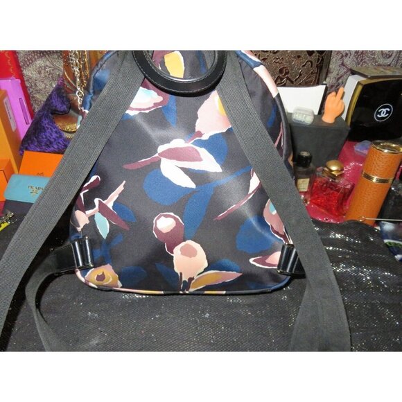 Kate Spade New York Chelsea Dawn Paper Rose Floral backpack w/ adjustable straps - Picture 2 of 10